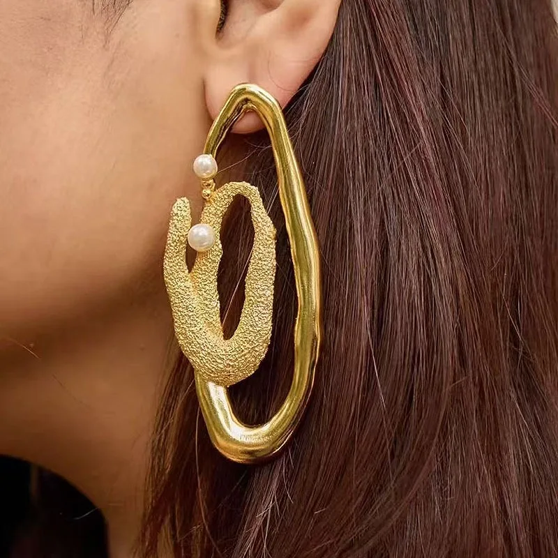 Kshmir metal oval unique earrings for women 2025 new high-end and exaggerated simple fashionable women jewelry accessories