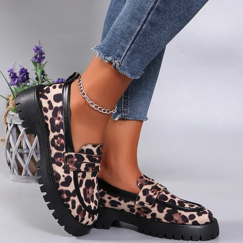 Trendy Leopard Print Loafers 2024 Autumn New Designer Casual Suede Platform Anti Slip Women\'s Plus Size Versatile Single Shoe