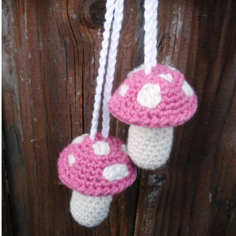 Cute Crochet Mushroom Charm for Car Mirror Hanging Swing Pendant Ornament Gift Auto Interior Decoration Accessories for Women