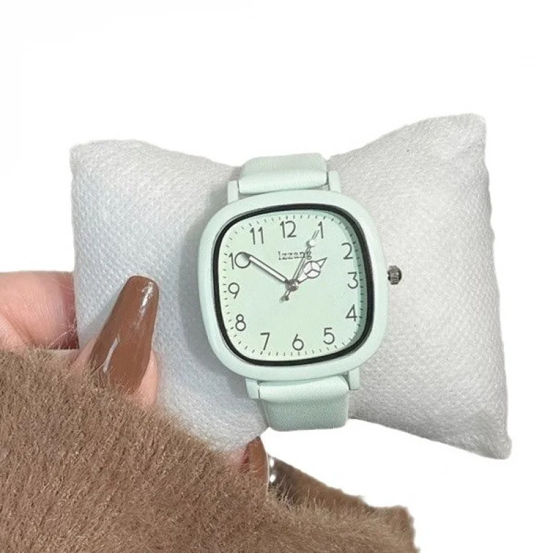 Корейские простые темпераментные часыМодные женские антикварные часы для учащихся средних школ Девичьи свежие антикварные часы в стиле Мори