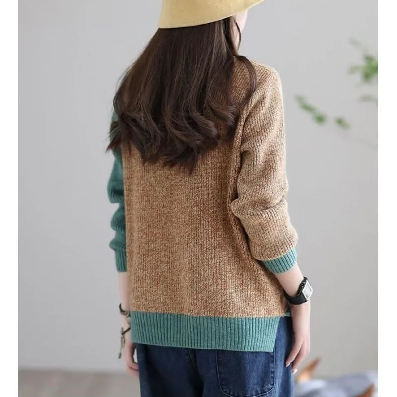 2023 New Autumn and Winter Fashion Retro Half High Neck Thread Knitted Long Sleeve Temperament Commuter Splice Women\'s Sweater