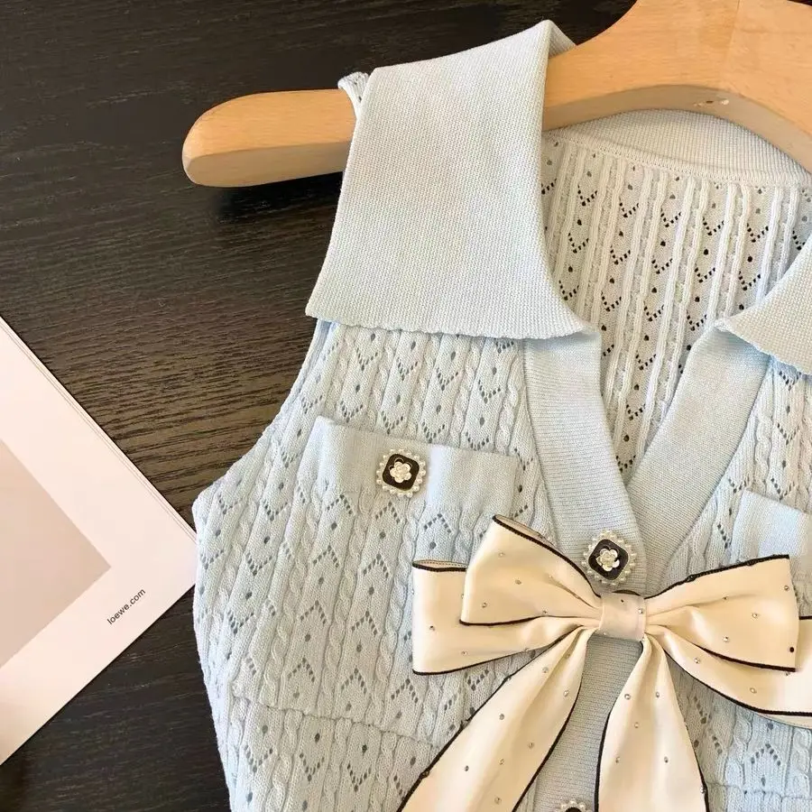 Verão coreano moda arco turn-down colarinho oco para fora regata feminina botões de tricô moda magro topo t roupas femininas