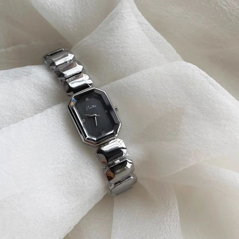 

Luxury Diamond Fashion Women's Watch Small Golden Square Dial Quartz Watch for Women Bracelet Watch Relojes Para Damas
