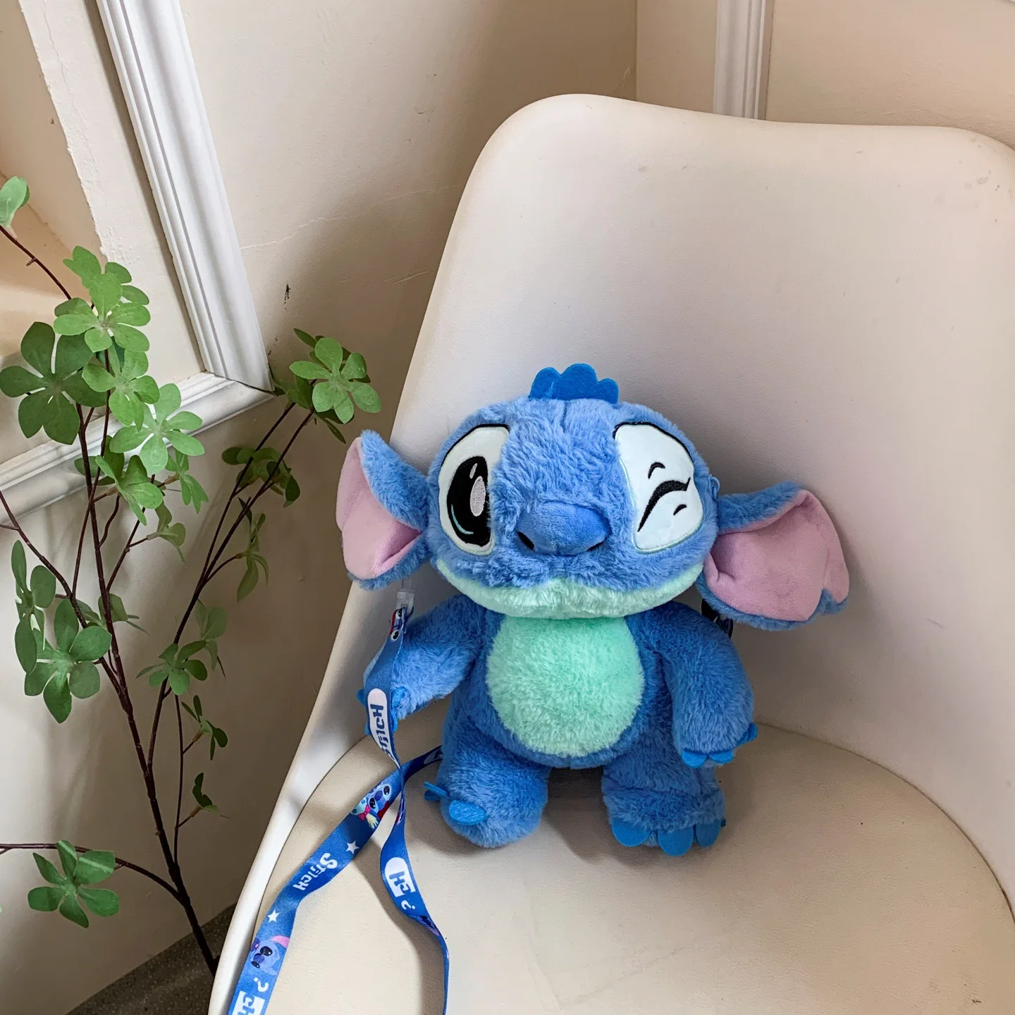 Nowy plecak pluszowy Stitch 30 cm, kreskówkowy anime, duża pojemność, plecak szkolny z pluszową lalką, torba do przedszkola, prezent urodzinowy dla dziecka