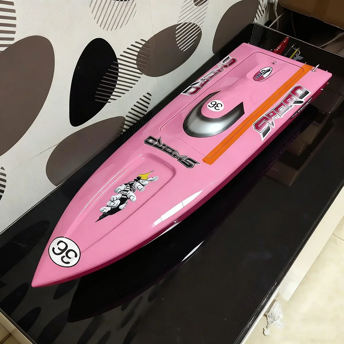 RC Ships 93.8cm Fiberglass E36 Remote Control Speedboat High Strength Hardware Model Toy