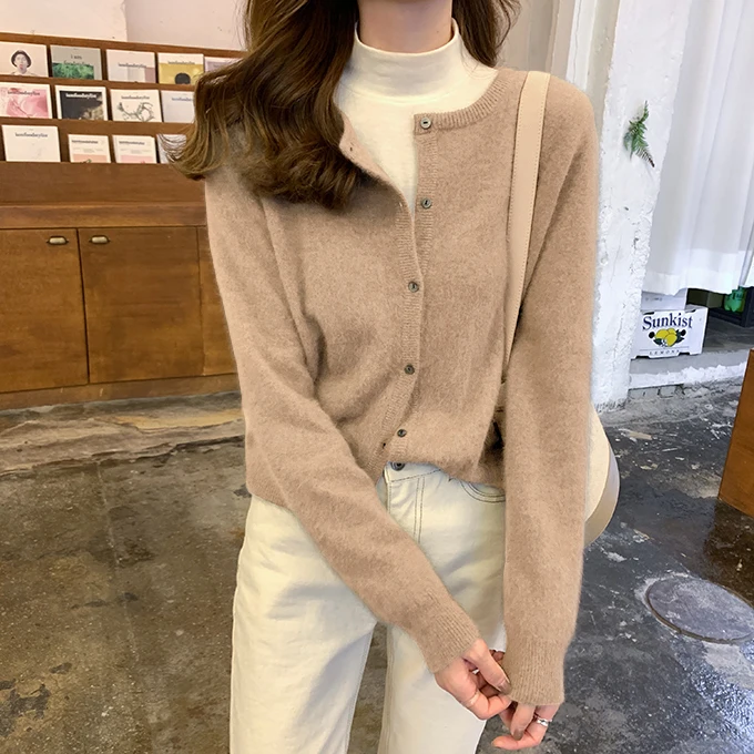 Women's 2023 Fashion New Autumn Sweaters Long Sleeve Solid Color Feminine Coats Round Neck Loose Comfort Casual Knitted Cardigan