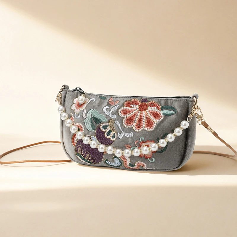 Chinesische Umhängetasche mit Blumenstickerei, Damen-Schultertasche, Handtasche mit Perlenhenkel, Vintage-Geldbörse im ethnischen Hanfu-Stil – Detail 10