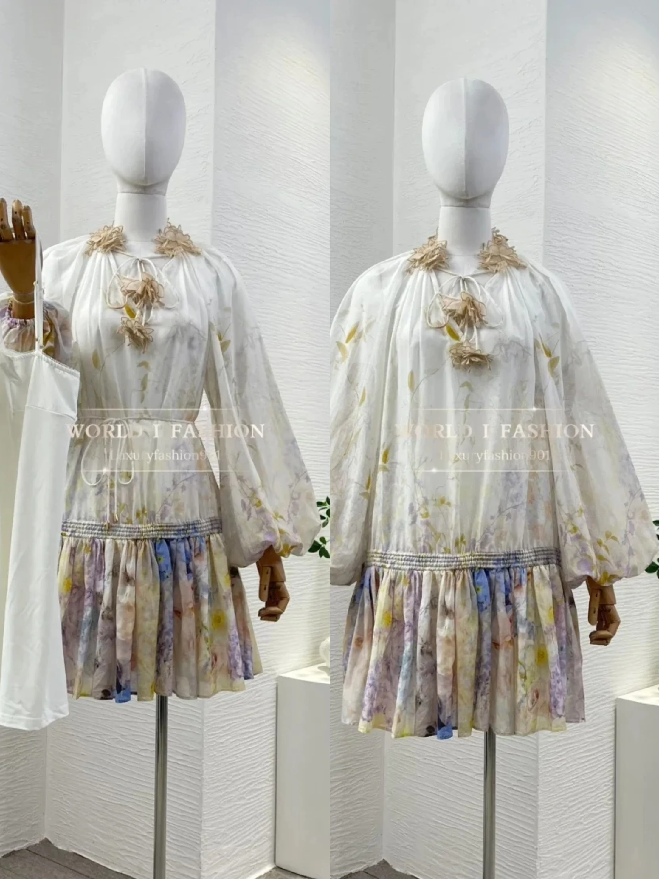 Sukienki damskie na jesień 2026, białe, z kwiatowym nadrukiem, rękawami typu lampion, długie rękawy, haftowane, mini.