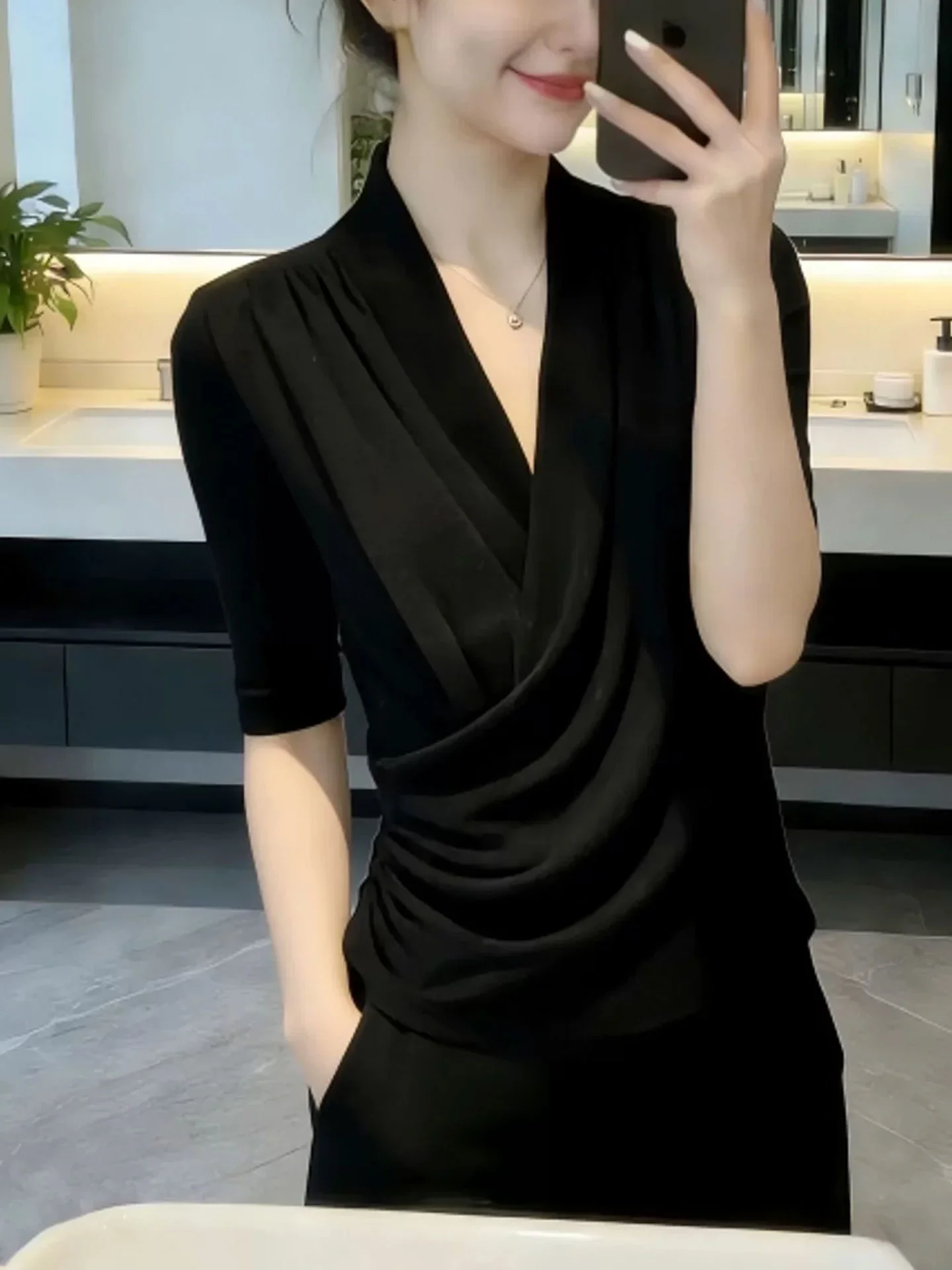 Elegant Cross V-Neck T-Shirt Women's Pure Color Summer Fashionable Top High Waist Commute Style Short Sleeve Knitwear