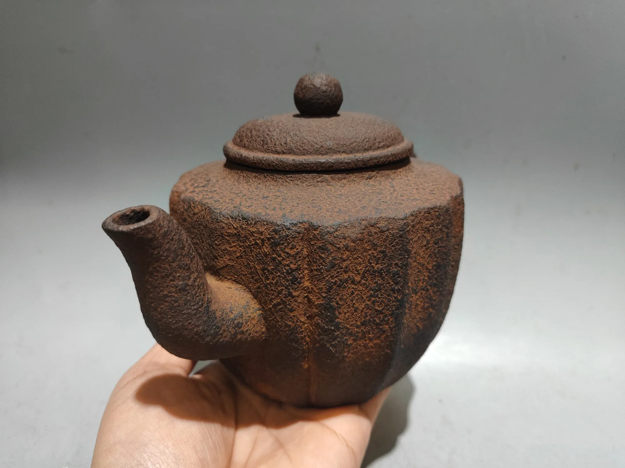 Yixing Teapot Purple Clay Pot iron sand Ribbed Palace Lantern Pot Kettle Teapot Pot Tea Tasting Tea Ceremony
