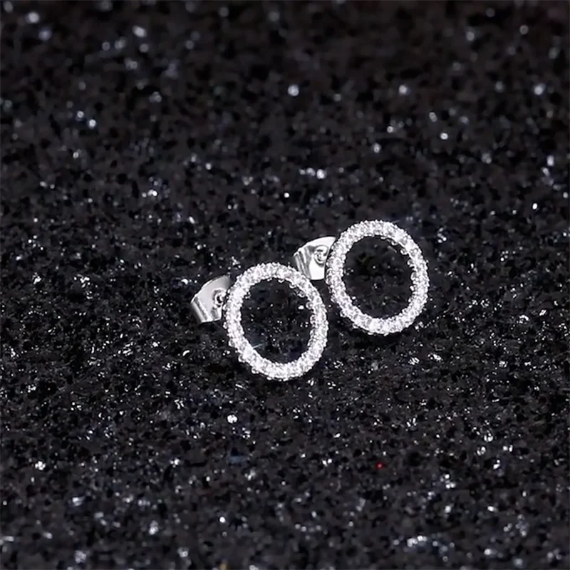 European and American Circle Cube Zirconia Women's Earrings with a New, niche design and elegant temperament, paired with access