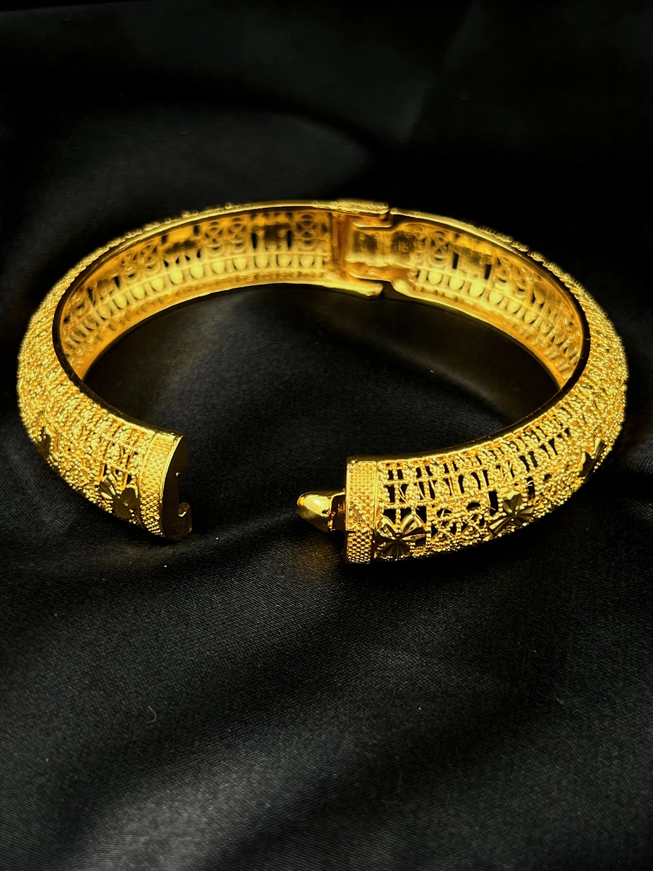 ANIID Dubai 24K Gold Plated Hollow Bangle for women Middle Eastern Hand Jewelry Ethiopian Wedding Party gifts