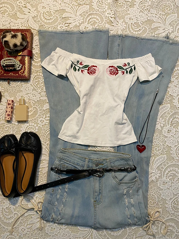 

Романтическая футболка с вышивкой розы, женская летняя дизайнерская футболка, уникальный топ на одно плечо, милый облегающий топ из смеси хлопка