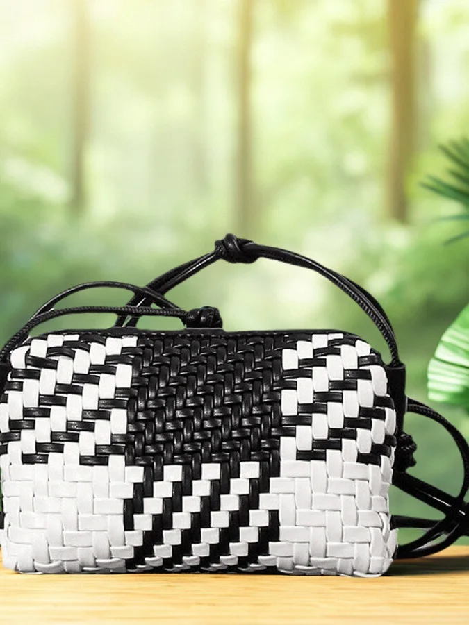 

Spring Summer 2025 Crossbody Small Bag Mosaic Color Woven Bag Casual Sle Synthetic Leather Cloud ape Bag for Teens