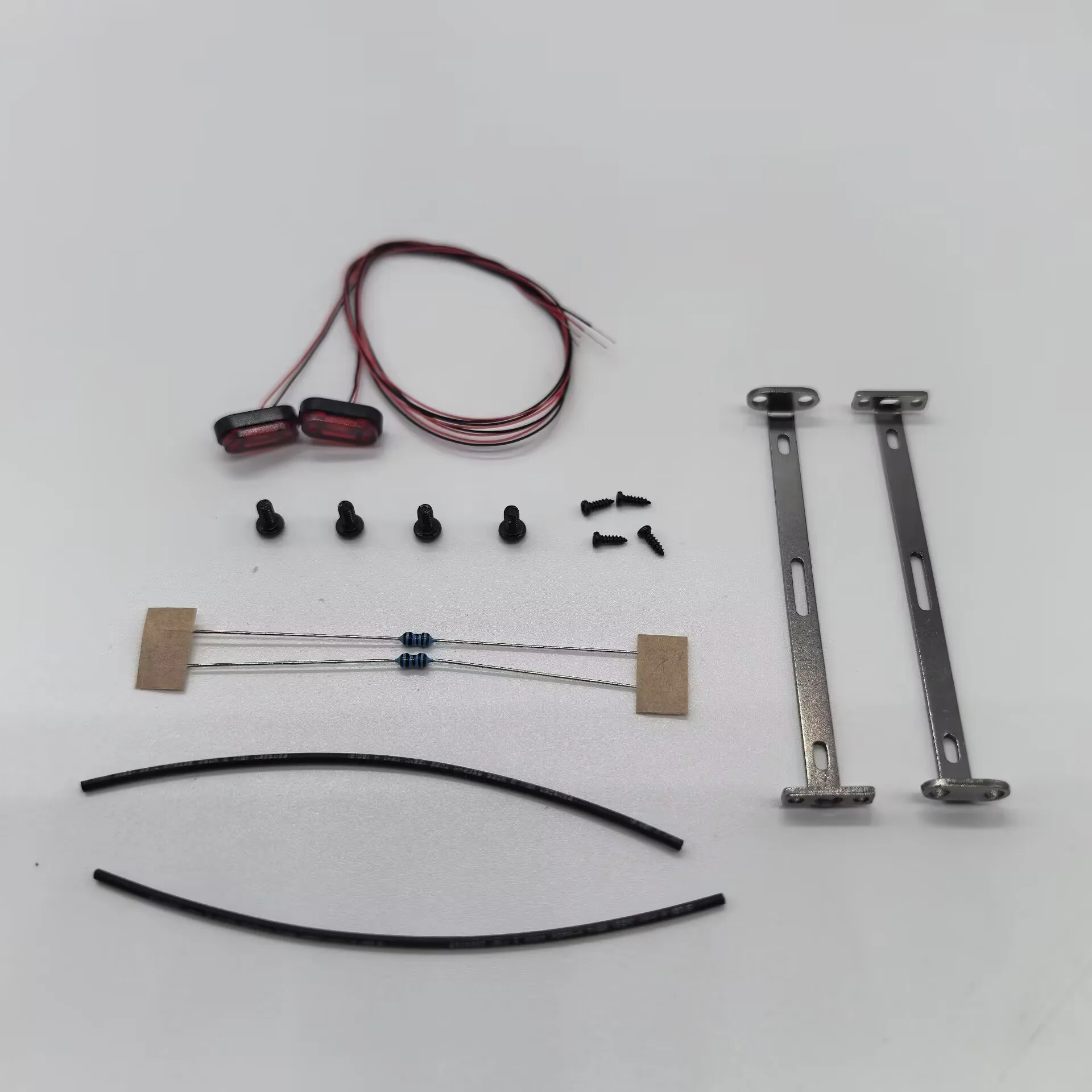 1 Satz LED-Positionsleuchten Seitenleuchte Warnleuchte CBD-1B für 1/14 Tamiya LKW-Kipper für SCANIA 770S 56368 VOLVO ACTROS Teile – Detail 2