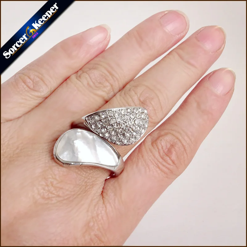 

Fashion Brand Natural Screw Shell Opening Rings Adjustable For Men Women Statement Party Trendy Luxury Jewelry New LY929