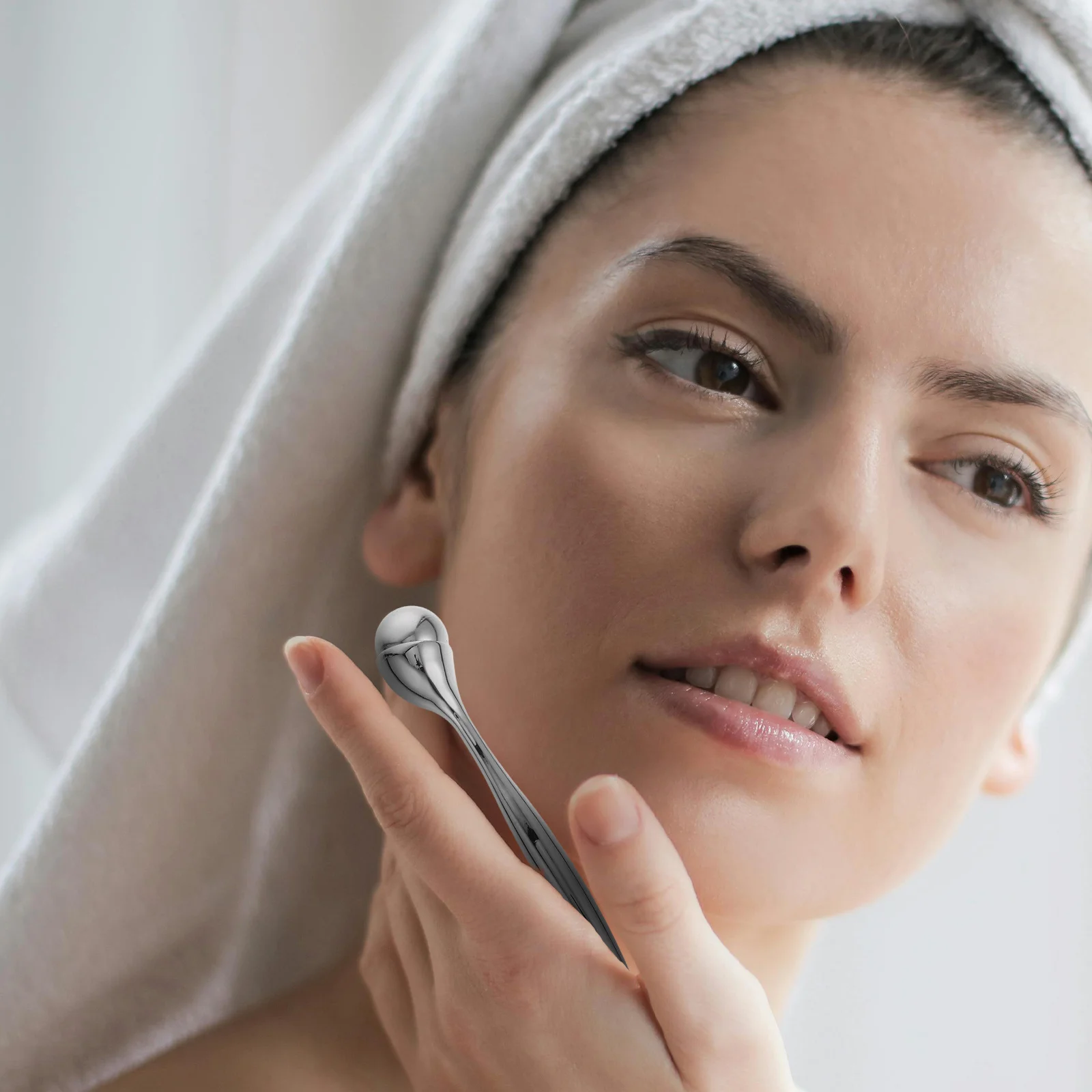 1 Stuks Eye Roller Massage Tool Mini Draagbare Anti-Rimpel Apparaat Voor Wallen Donkere Kringen Fijne Lijntjes zorg En Bloedcirculatie