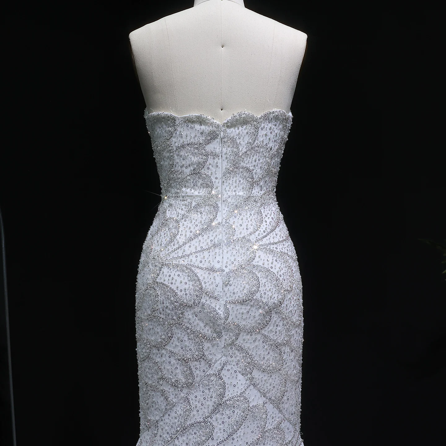 Sharon Said: Atemberaubendes smaragdgrünes trägerloses Meerjungfrauen-Abendkleid, langes arabisches Verlobungs-, Hochzeits- und festliches Partykleid SS601, maßgeschneidert. – Detail 34