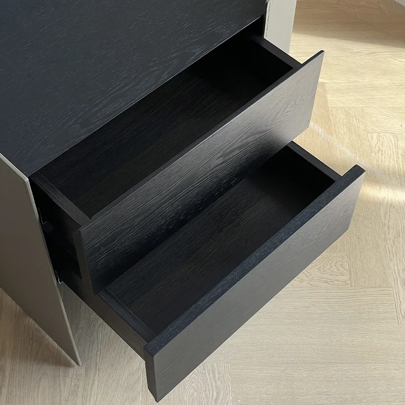 طاولة بجانب السرير مصممة إيطالية بسيطة وخزانة بجانب السرير باللون الأسود مع خزانة بأدراج من الخشب الصلب