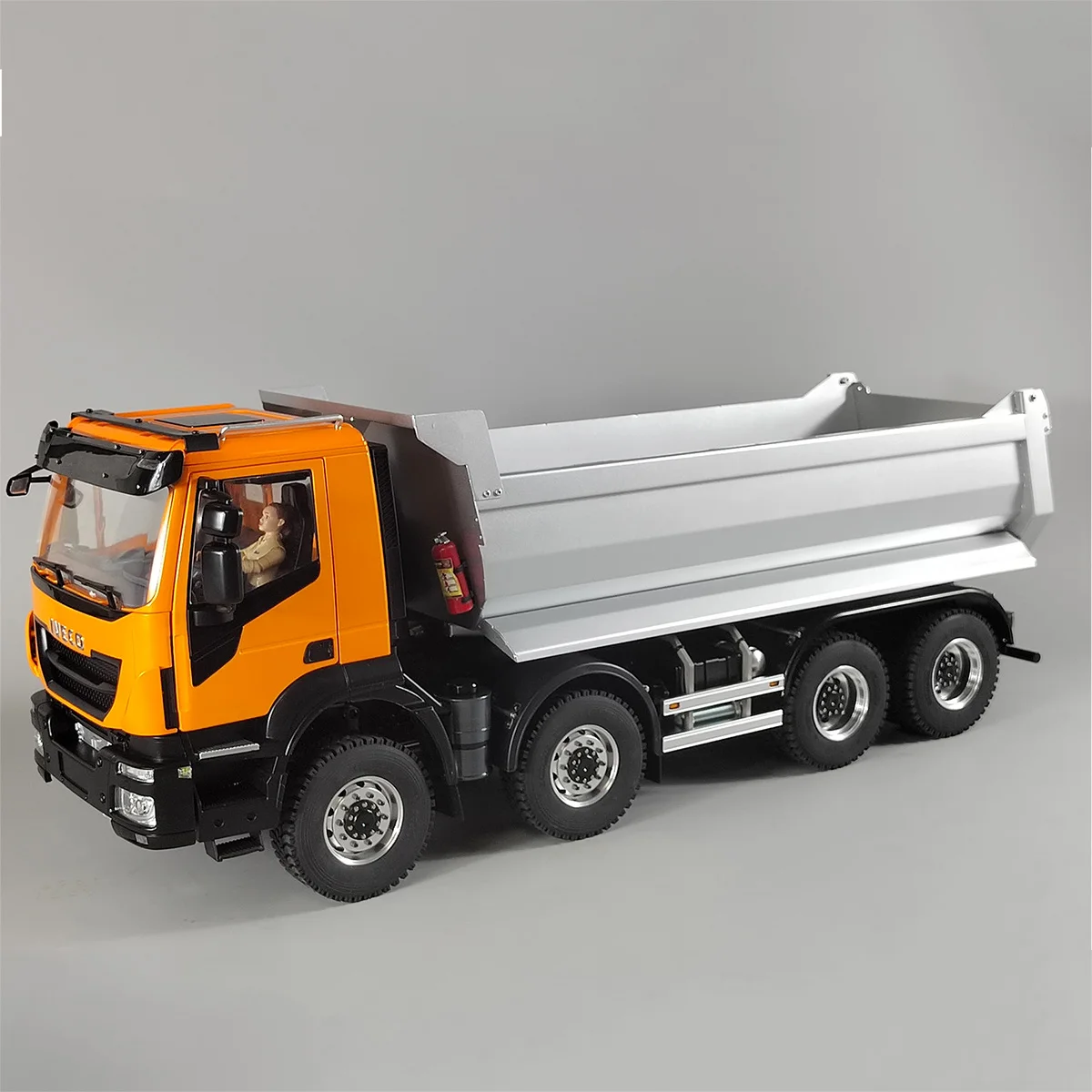 1/14 RC Hydraulic Dump Truck IVECO 8X8 Lock Bridge with Sound and Light Remote Control Truck Model Toy Painting Version