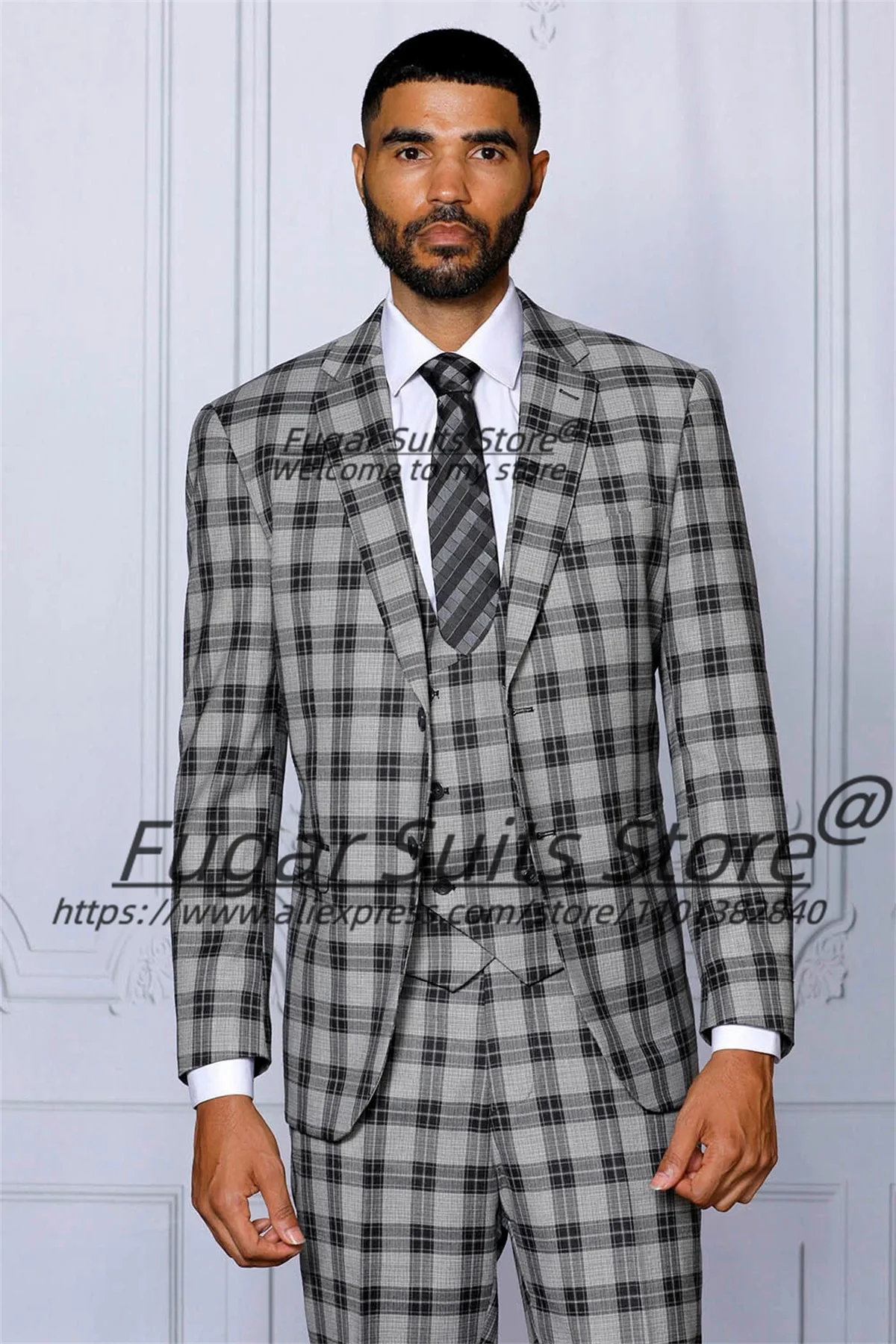 

Business Plaid Men Suits Customized Slim Fit Notched Lapel Groom Wedding Tuxedos 3 Pieces Sets Male Formal Blazers Ropa Hombre