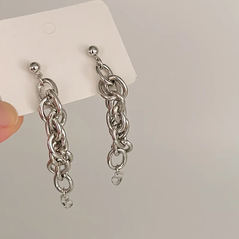 Metal Chain Earrings European And American Style Personality Fashion Stud Earrings MS And Girls Travel Wedding Accessories 2023