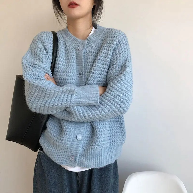 Korean Fashion Autumn New Women Knitted Tops Cardigans Simple Casual O Neck Long Sleeve Single Breasted Loose Knitting Cardigan