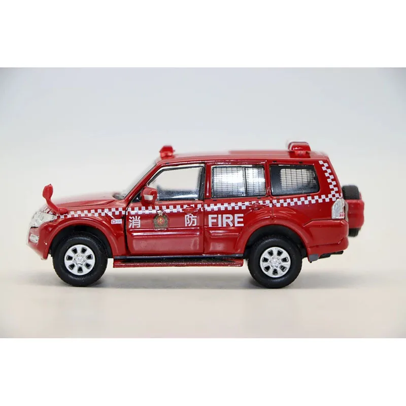 

Оптовая партия миниатюрных моделей внедорожников Pajero 2015 года в масштабе 1:64, литые под давлением, статическая коллекционная модель, декоративная праздничная игрушка, сувенир, подарок