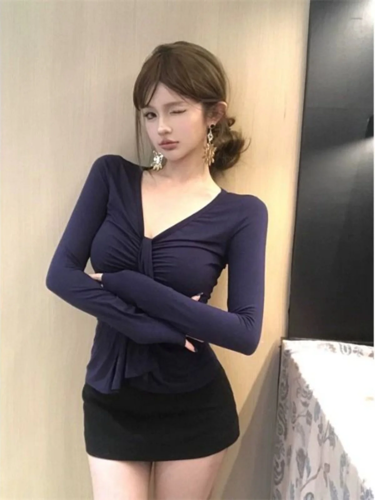 

Slim Fit Long Sve V-Ne Women's irt Vintage Autumn Base Layer Fold Design Versatile Pure Desire Personali Commute Sle