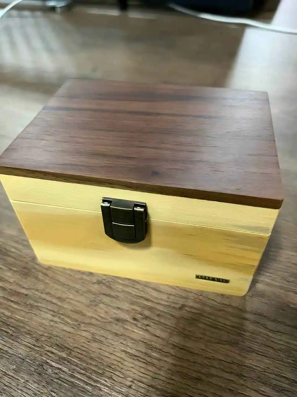 ค่าธรรมเนียมโลโก้ ค่าธรรมเนียมเพิ่มเติม ลิงก์ ค่าขนส่งเพิ่มเติม