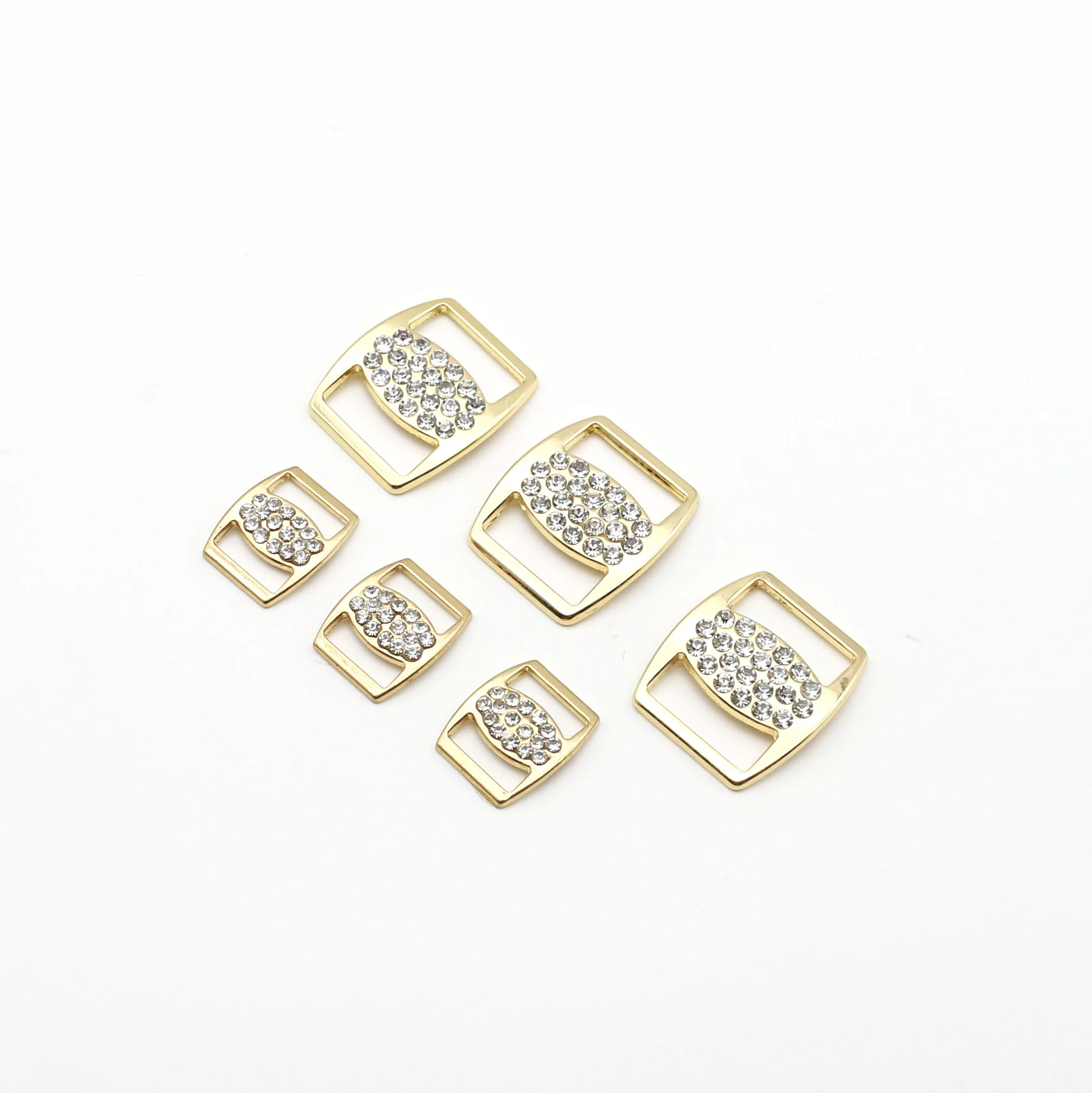 10/Piece Multi Size Alloy Diamond Swimsuit Link Buckle DIY Clothing Hairpin Gift Box Greeting Card Accessories