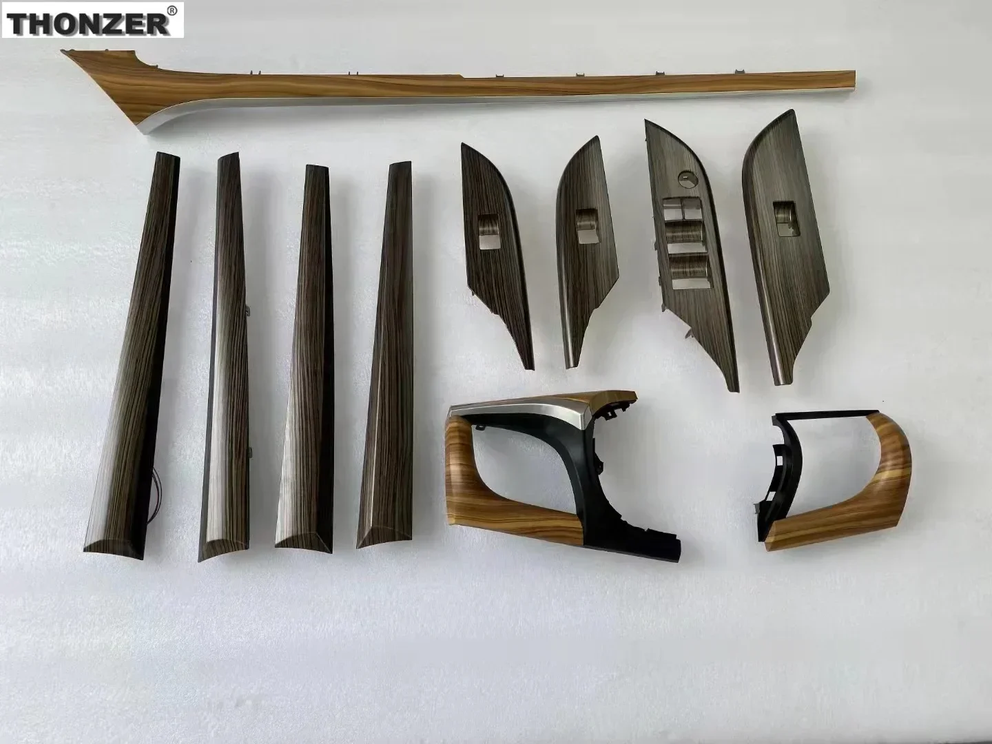 

2025 Лидер продаж, молдинги для салона автомобиля, навигация, крышка центральной консоли, дверная ручка, подлокотник, накладка для HILUX 2016-2021