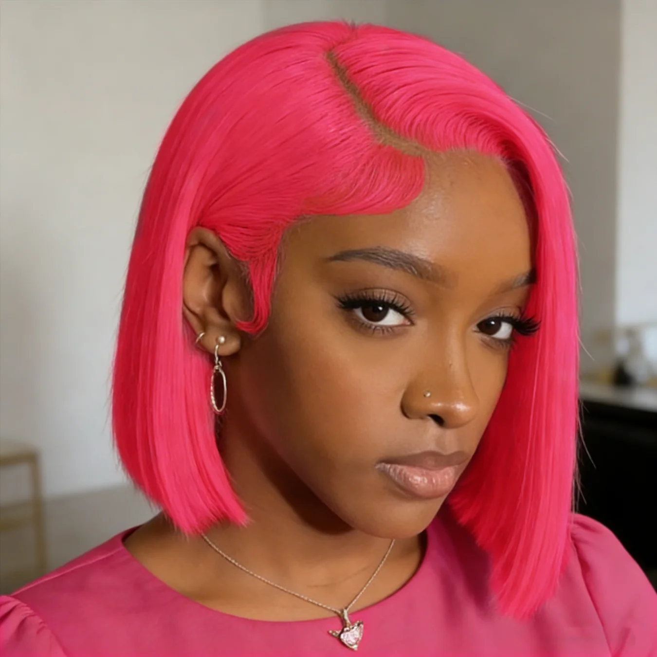 

Розовый парик-боб с кружевной передней частью 13x4 из натуральных волос для женщин, короткий парик-боб с кружевной передней частью, естественный вид для повседневного использования и вечеринок