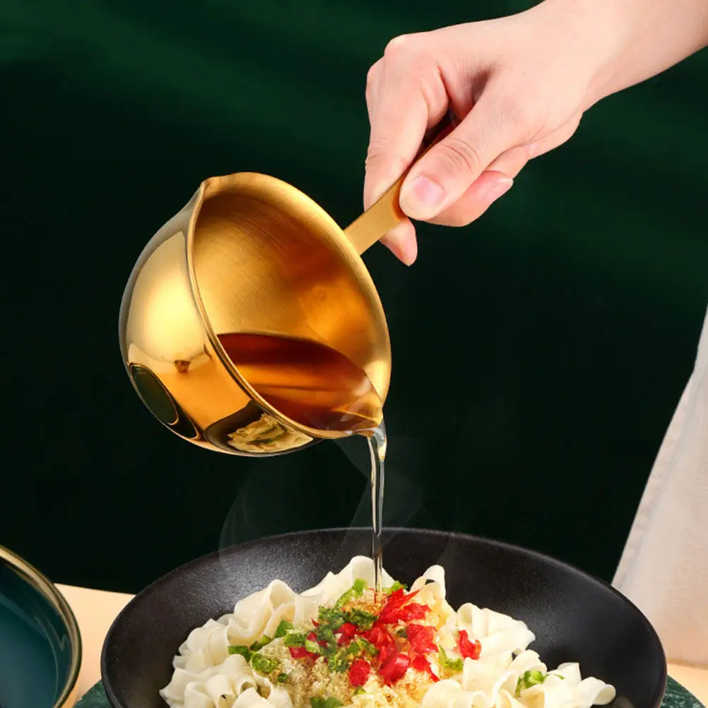 

Mini Sauce Pot Stainless Steel Small Kitchen Pan Handle Anti-Scald Pour Oil Wok for Heating Milk Cheese Melting Lightweight