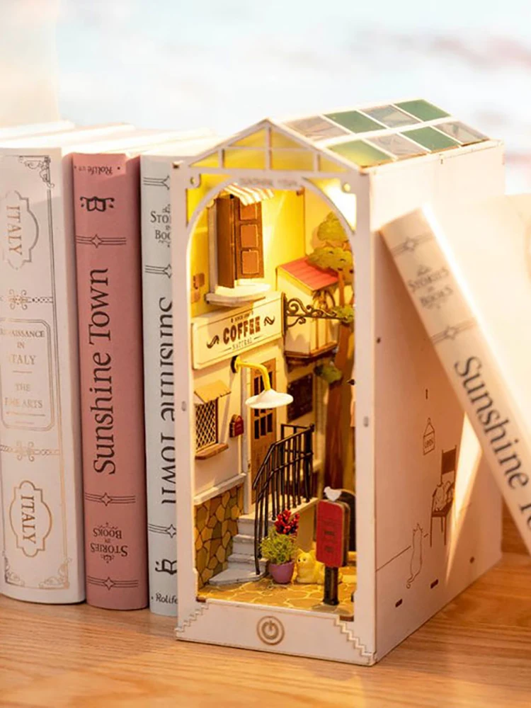 Robotime Rolife Book Nook DIY Puppenhausmöbel 4-Arten Booknook Buchstützen Modellbausatz mit LED-Licht für Bücherregaleinsatz Dekor