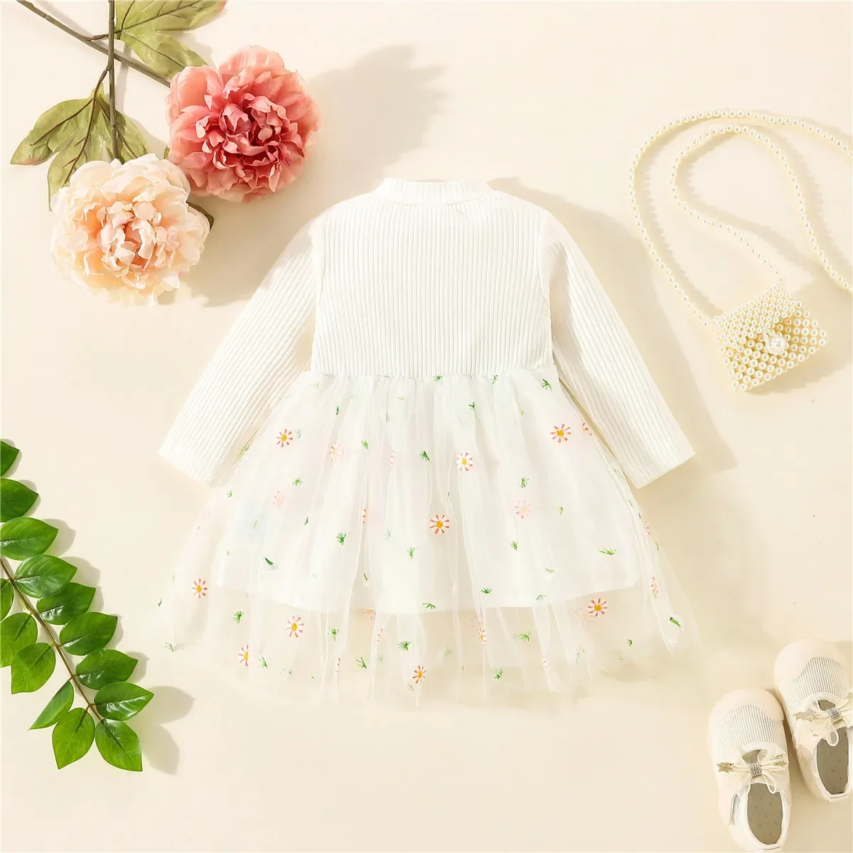 Spring New Baby Dress Little Daisy Long Sleeved Girl Princess Dress Birthday Party Dress Flower Embroidery Dress