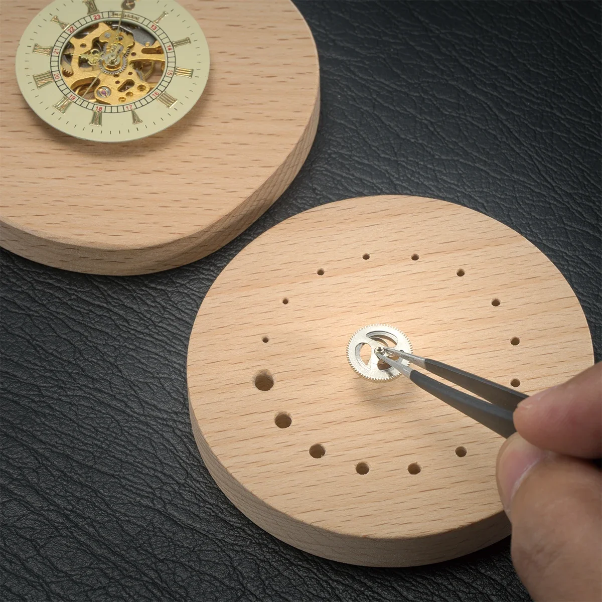 Hot Watch Reparaturwerkzeug aus Buchsbaumholz mit festem Sitz mit Löchern und ohne Löcher zur Reparatur von Uhrenteilen