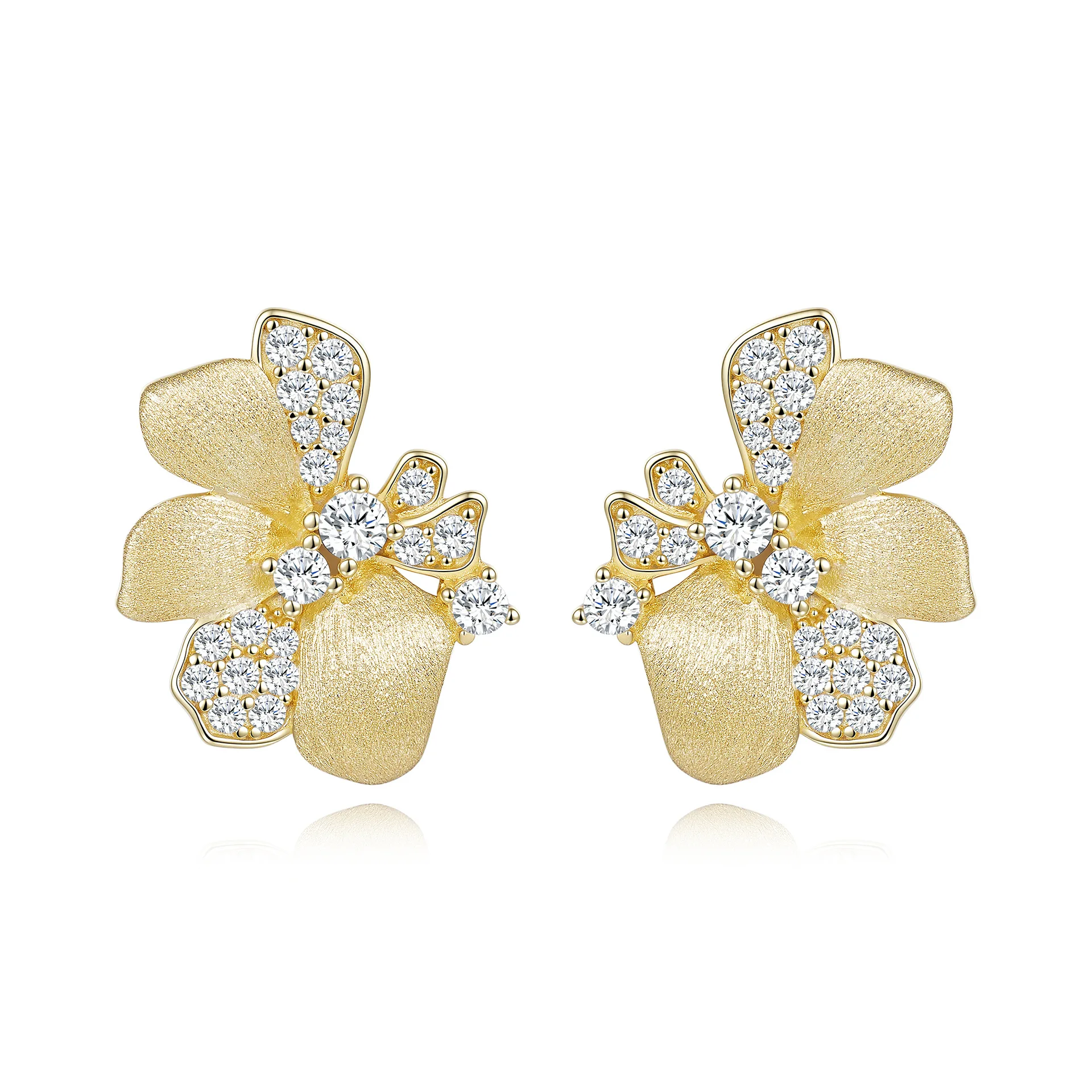 Luxurious 14K Gold Moissanite Earrings Gold Brushed Luxury Handcrafted for Women Platinum Pt950 Wedding Fine Jewelry Gift