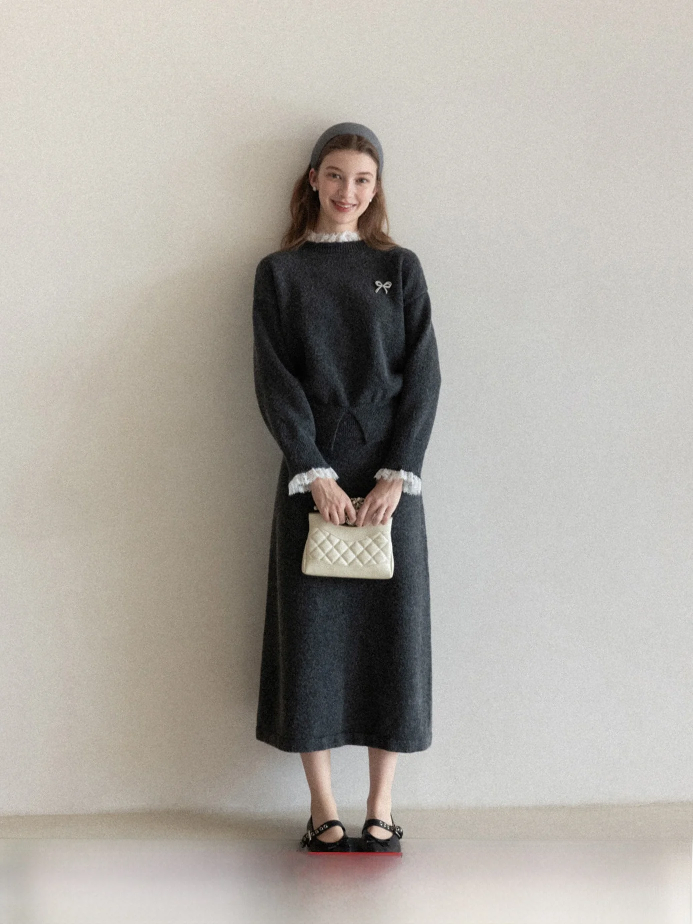 

Gray Knitted Lace Patchwork Sweater Skirt Set Women's Winter Fashion Two-Piece Set Casual Style High Waist Belt Design Warmth