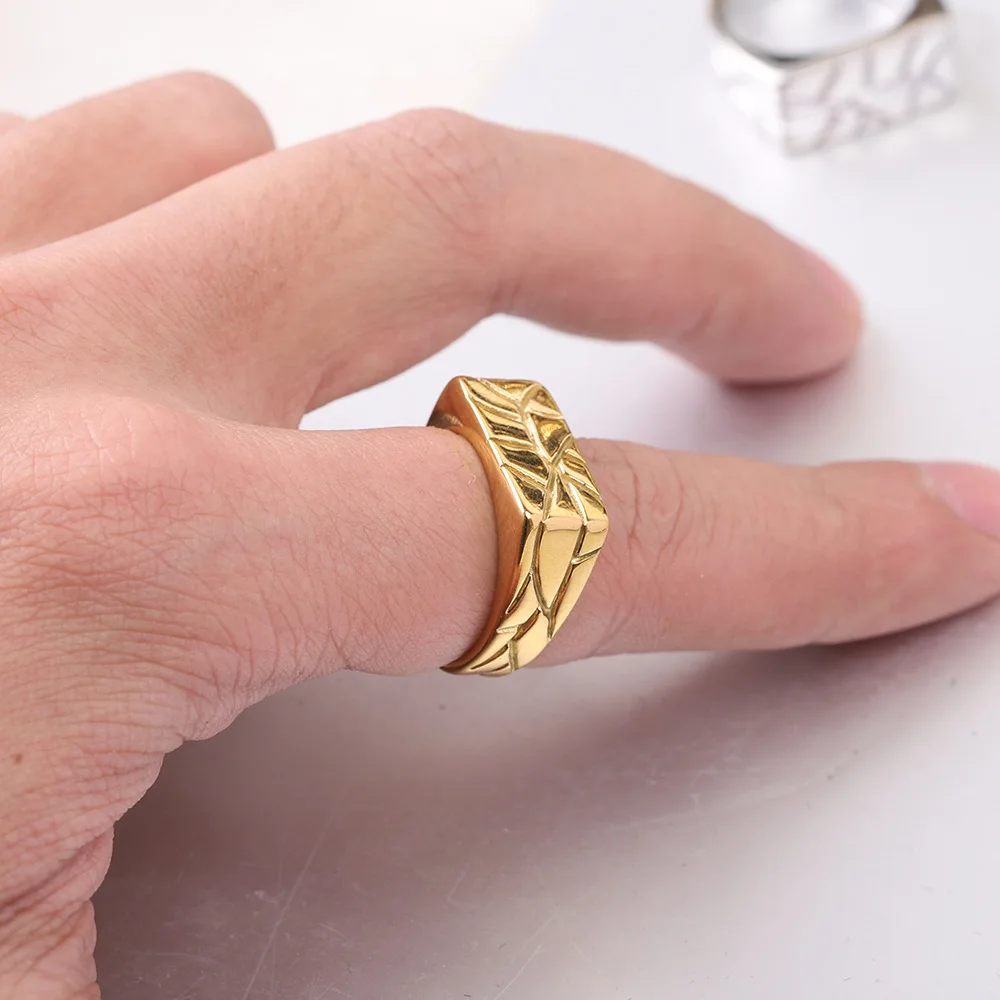 New Retro Stainless Steel Rings for Women Men Irregular Cracked Wide Ring Gold-plated Jewelry Party Wedding Gift Wholesale