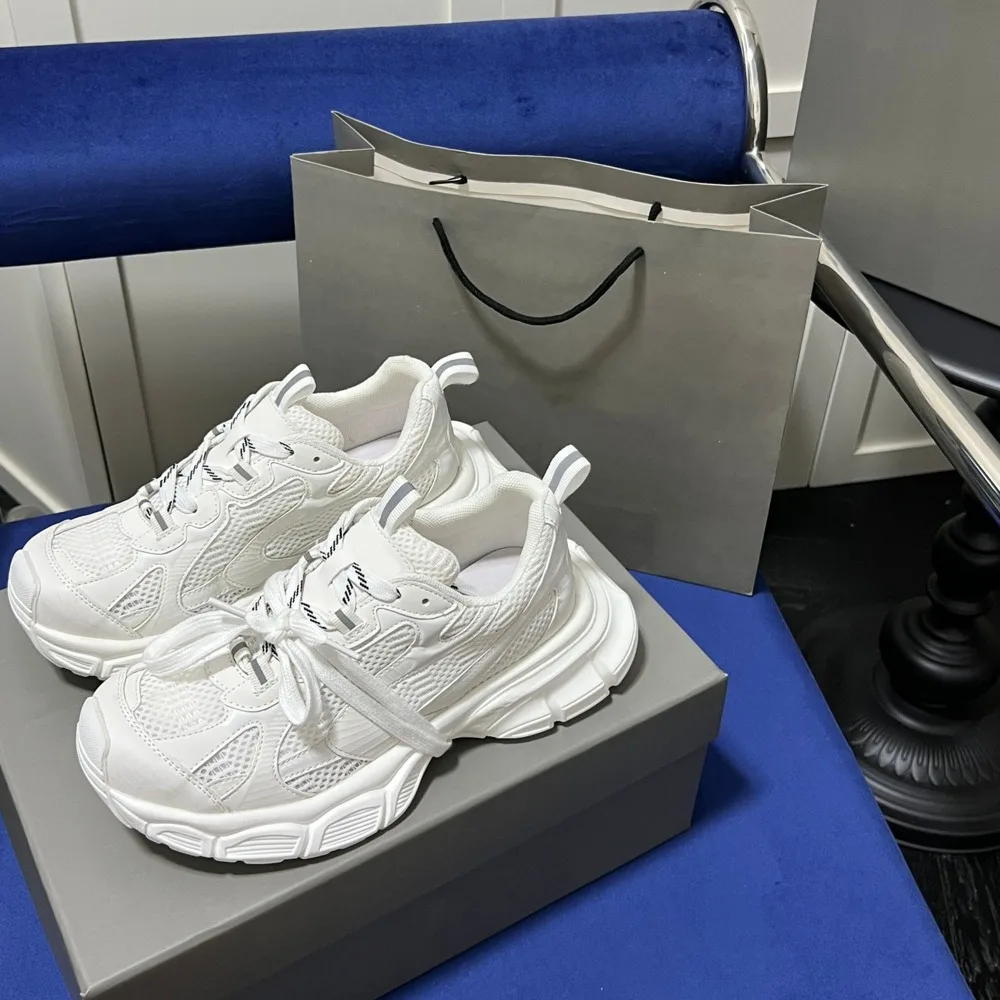 Women Casual Shoes Fashionable and Comfortable Thick Soled Retro Couple Casual Shoes Women Height Increase 5cm YZBL787