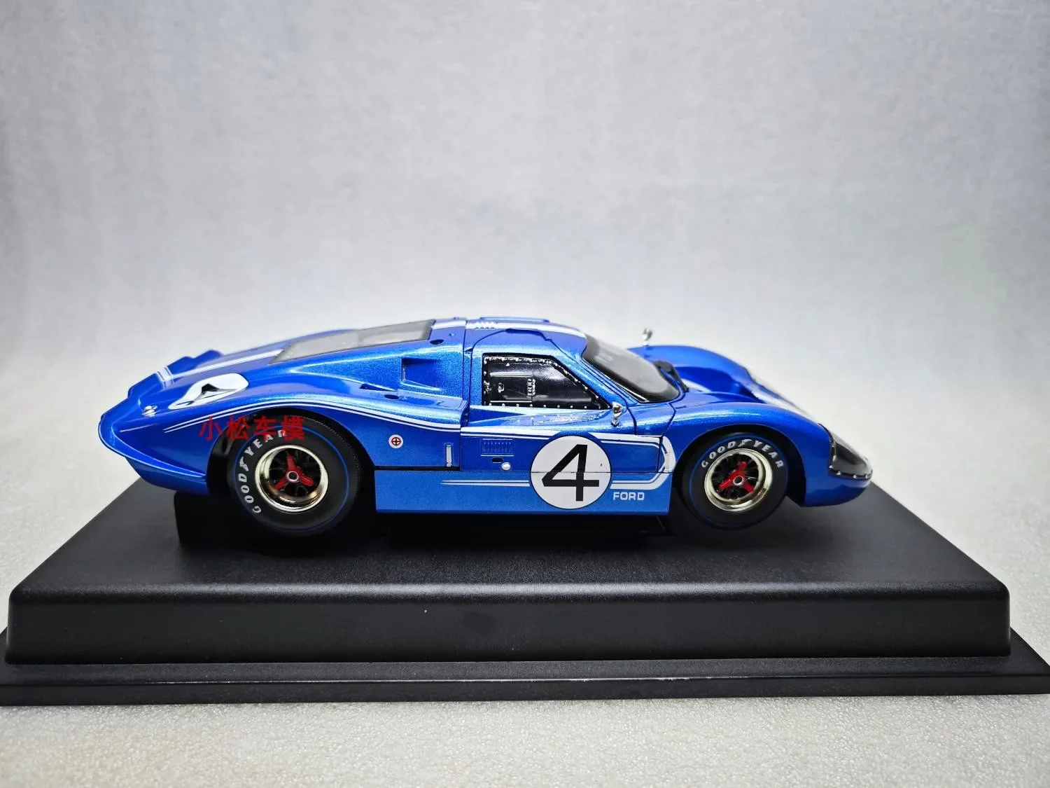 SHELBY 1:18 1967 FORD MK IV #4 Alloy Car Model Collectible