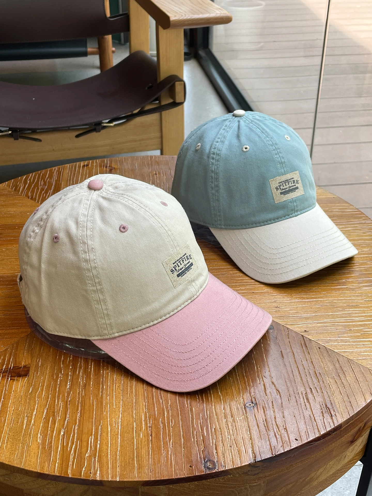 

Retro letter color matching baseball cap spring and summer soft top couple model washed deep top cap men