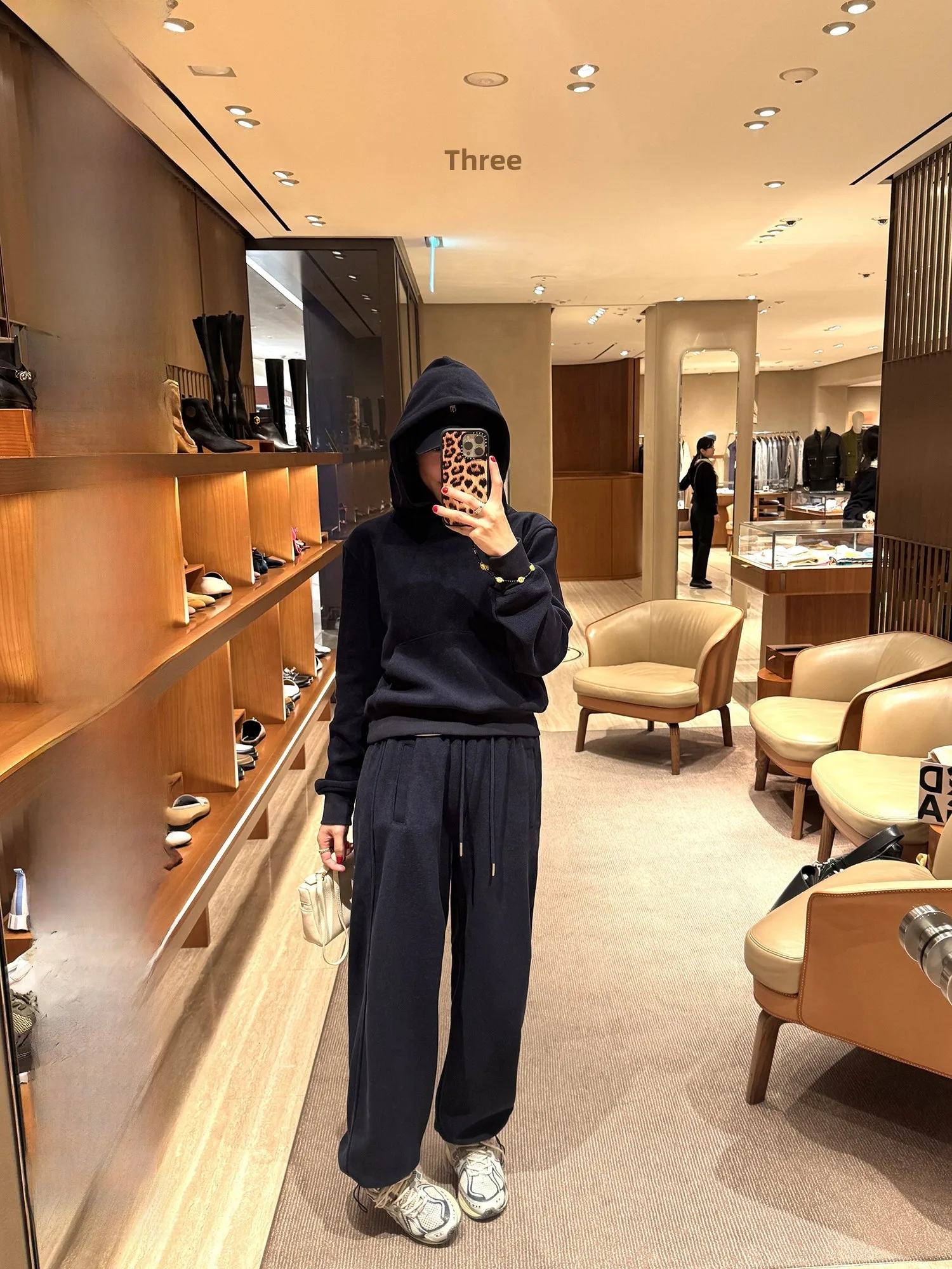 

Le Alfaionline женский комплект с капюшоном Dstring, свободный крой, утягивающие длинные брюки, повседневная спортивная одежда, осенняя коллекция из двух предметов