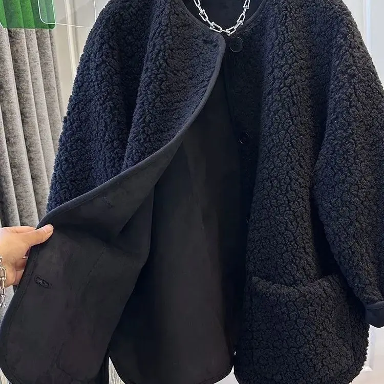 Fashion Winter Women Coat Premium Lamb Fur One-Piece 2025 Top Furry Loose Warm Thick New Style Top Jacket
