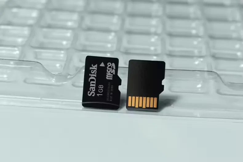 أصلي!! 10 قطعة/الوحدة سانديسك 32 ميجابايت 64 ميجابايت 128 ميجابايت 256 ميجابايت 512 ميجابايت 1 جيجابايت 2 جيجابايت مايكرو SD بطاقة القياسية بطاقة فلاش الذاكرة Microsd TF