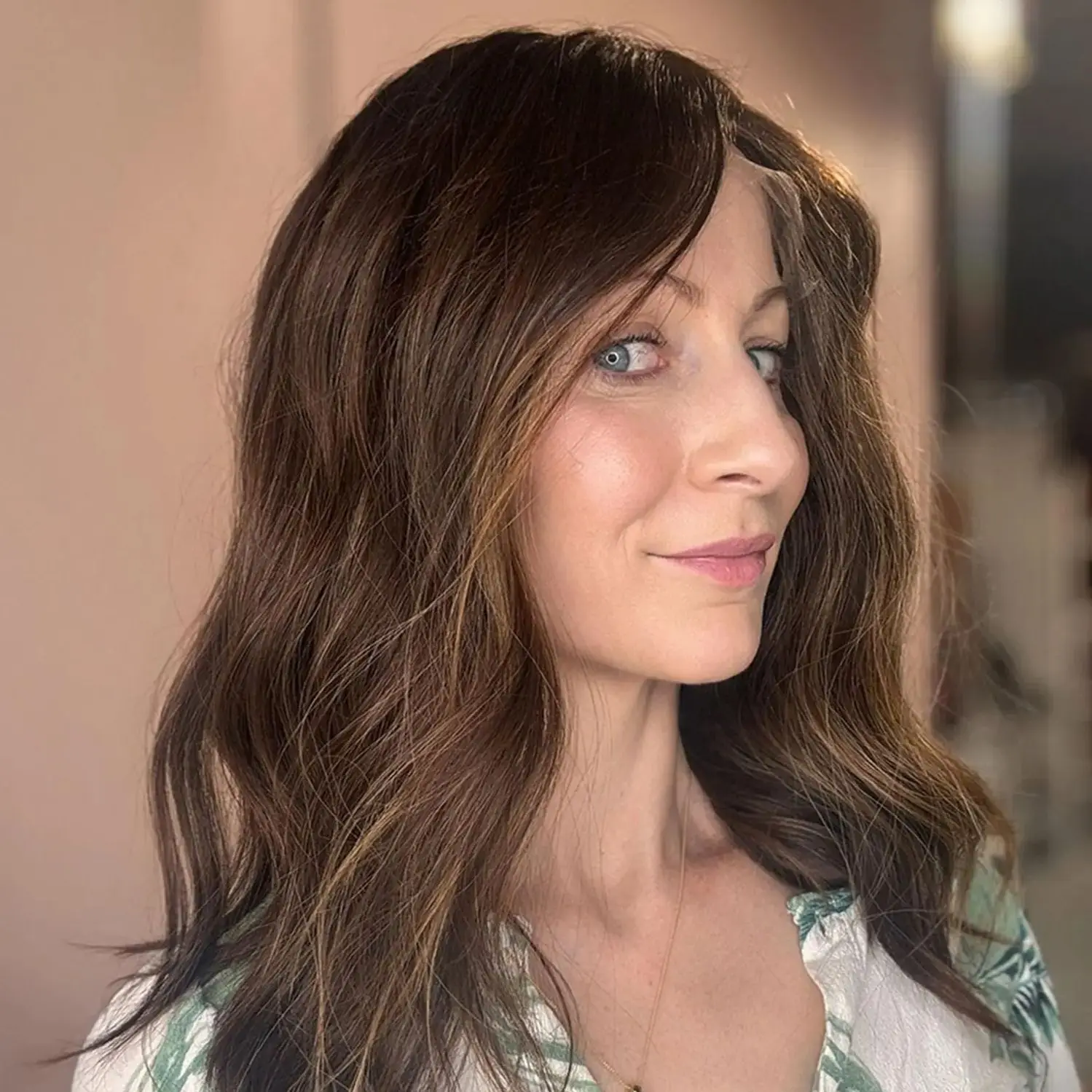 

13x4 Ombre Chestnut Brown Highlights HD Synthetic Lace Frontal Wig 16 Inches Medium Length Middle Parting Premium Wig For Women