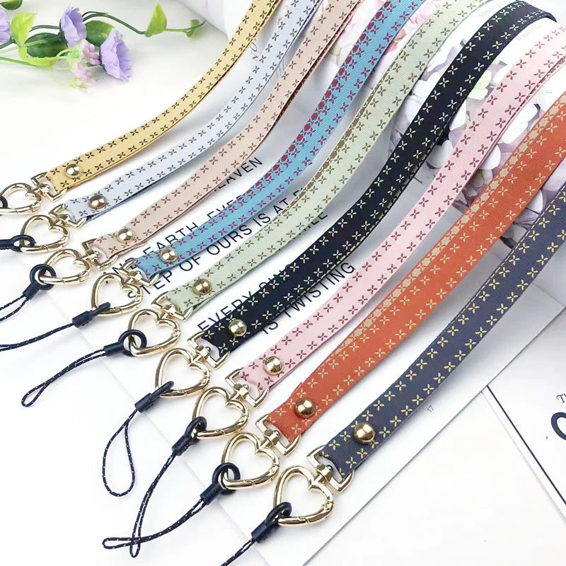 Cute Key Nylon Lanyard Neck Strap Work Card Mobile Phone Lanyard Does Not Strangle The Neck Two-in-one Women\'s Short Wrist Rope