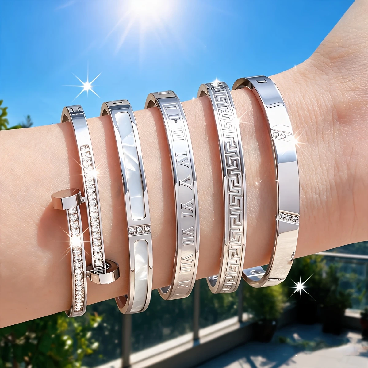 5-Piece Stainless Steel Bracelet Set, Women's Luxury Roman Numeral White Shell Greek Pattern Rivet Inlaid Zircon Bracelet, Waterproof and Non-Fading Jewelry