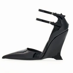 Brand Fashion Show Sexy Buckle Wedge Sandals Summer New Party Wedding Prom Red Black Europe America Women's Shoes Size 35-43